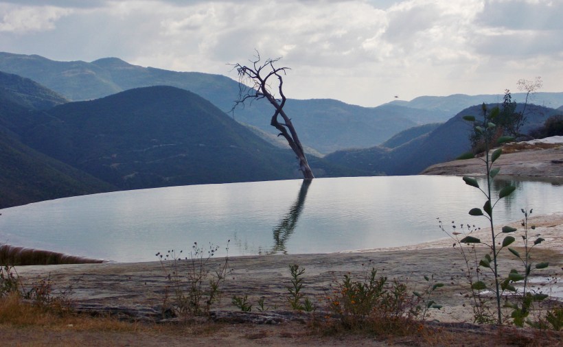 Hierve el agua pool 2
