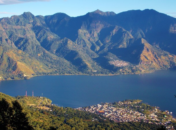 6am view of the lake