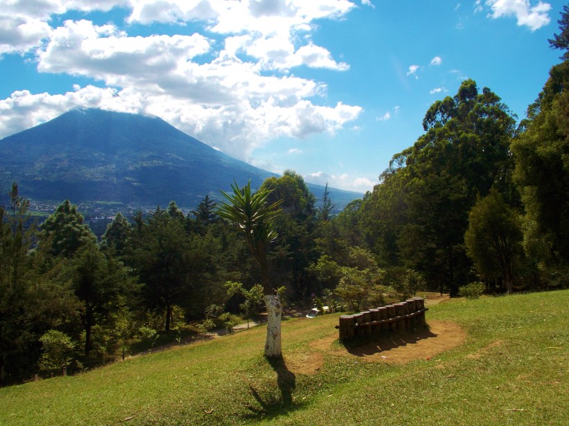 Hike up to Cerro De La Cruz