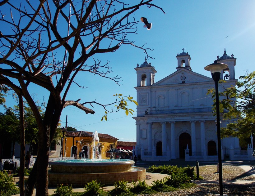 Iglesia Santa Lucia over Park Centenario