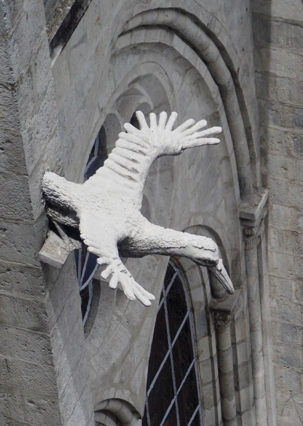 No Gargoyles on this cathedral - Just a few salutes to the Galapagos
