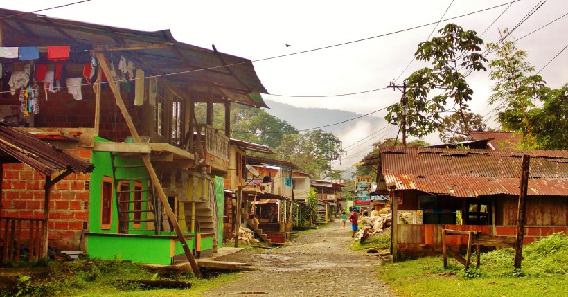 The main road - San Cipriano